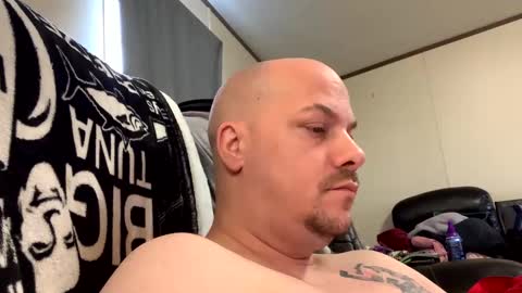 mikeylikesit2222 online show from January 2025 09:47:01 PM