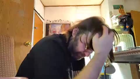 Snapshot of mikeylikesit38 chatting on January 2025 07:42:01 AM Mikey online show from January 2025 07:42:01 AM