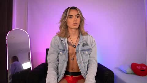 Snapshot of mikeymorningstar chatting on April 2026 08:11:02 PM mikeymorningstar online show from April 2026 08:11:02 PM