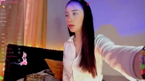 VIOLETAMIKE online show from January 2025 06:35:01 PM