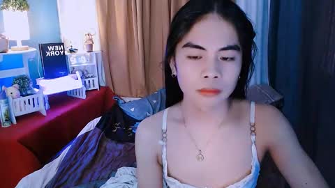 Snapshot of mikhayla_and_zeus_room chatting on December 2024 02:48:02 AM Mikhayla and Zeus online show from December 2024 02:48:02 AM
