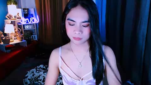 Snapshot of mikhayla_and_zeus_room chatting on January 2025 07:51:02 AM Mikhayla and Zeus online show from January 2025 07:51:02 AM