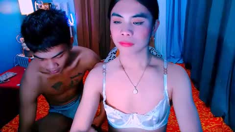 Snapshot of mikhayla_and_zeus_room chatting on February 2025 04:12:02 AM Mikhayla and Zeus online show from February 2025 04:12:02 AM