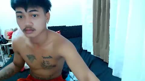 Snapshot of mikhayla_and_zeus_room chatting on July 2026 05:05:01 AM Mikhayla and Zeus online show from July 2026 05:05:01 AM