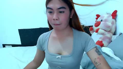 Snapshot of mikhaylaanderson chatting on May 2026 04:19:02 AM Mikhayla online show from May 2026 04:19:02 AM