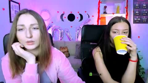 Snapshot of miki_nikki chatting on February 2026 06:42:02 AM Miki online show from February 2026 06:42:02 AM