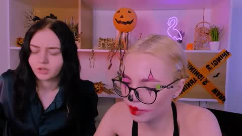 Snapshot of miki_ti chatting on October 2025 09:43:01 AM miki_ti online show from October 2025 09:43:01 AM