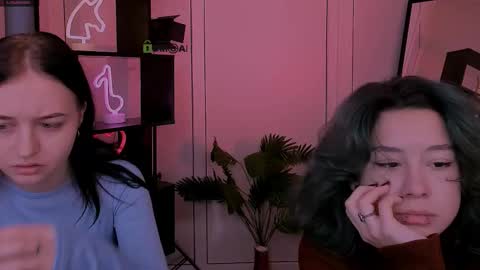 Snapshot of miki_ti chatting on November 2025 12:06:01 PM miki_ti online show from November 2025 12:06:01 PM