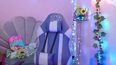 Mikka 3 online show from February 2026 01:28:01 PM