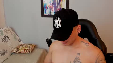 MIKKE online show from March 2025 02:18:01 PM