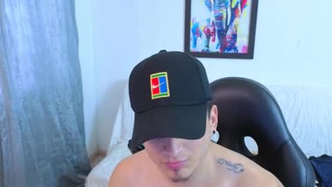 MIKKE online show from December 2025 07:30:02 PM