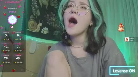 Snapshot of miko_meow chatting on March 2026 03:05:02 PM Miko online show from March 2026 03:05:02 PM