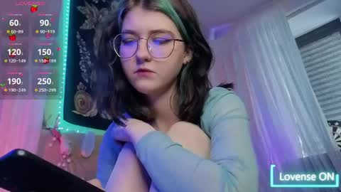 Snapshot of miko_meow chatting on June 2026 12:31:02 PM Miko online show from June 2026 12:31:02 PM