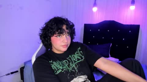   miku katsuragi  online show from November 2025 11:48:02 PM