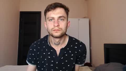 Snapshot of mikw63 chatting on March 2026 06:08:01 AM Sin online show from March 2026 06:08:01 AM