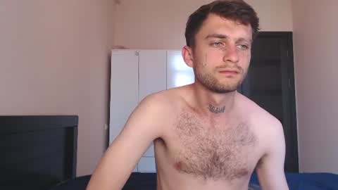 Snapshot of mikw63 chatting on June 2026 06:01:01 AM Sin online show from June 2026 06:01:01 AM