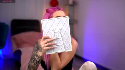 Miky online show from February 2026 04:02:02 AM