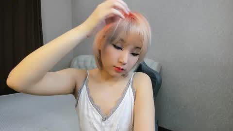 mil_waves online show from November 2025 12:50:02 PM