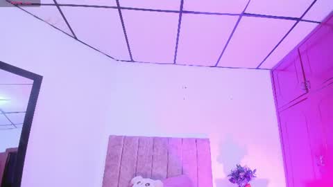 Snapshot of mila_1wood chatting on July 2026 10:24:01 AM mila_1wood online show from July 2026 10:24:01 AM