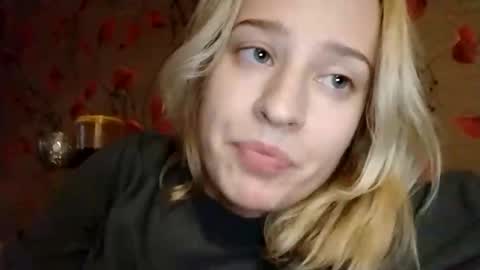 Mila 420 online show from November 2025 12:37:02 PM