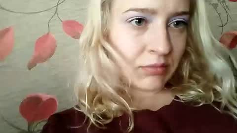 Snapshot of mila_420 chatting on May 2026 12:43:02 PM Mila 420 online show from May 2026 12:43:02 PM