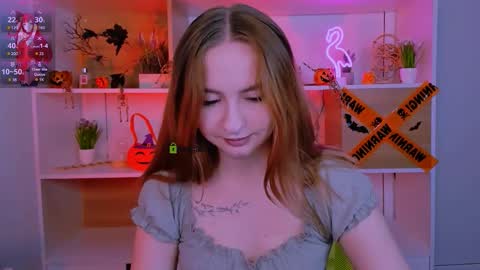 mila_glow online show from October 2025 08:31:01 PM