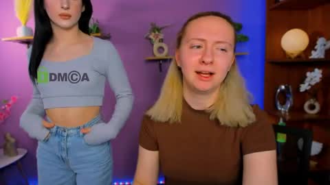 mila_glow online show from April 2026 07:05:02 PM