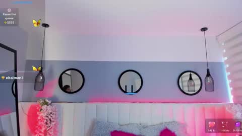 mila_hank online show from September 2025 12:16:02 PM