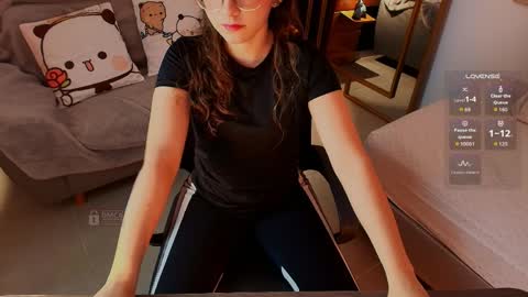 Milena  online show from April 2026 11:37:01 AM