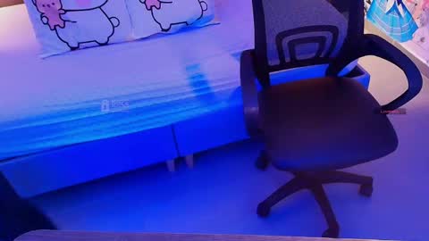 Milena  online show from April 2026 10:47:02 AM