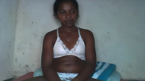 Snapshot of mila_lunah chatting on March 2026 06:44:02 PM mila_lunah online show from March 2026 06:44:02 PM