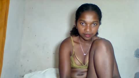 Snapshot of mila_lunah chatting on March 2026 06:56:02 PM mila_lunah online show from March 2026 06:56:02 PM