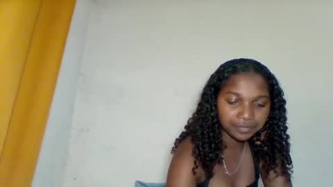 Snapshot of mila_lunah chatting on April 2026 06:02:01 PM mila_lunah online show from April 2026 06:02:01 PM