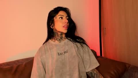     online show from November 2025 11:27:02 PM