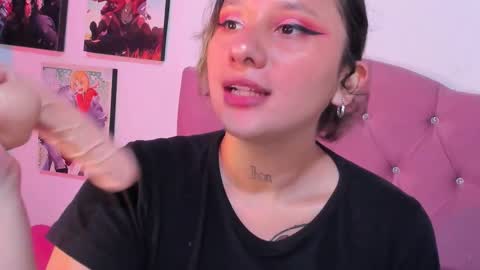 Snapshot of mila_nixon01 chatting on September 2025 05:15:02 PM MILA  online show from September 2025 05:15:02 PM