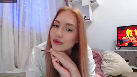Snapshot of mila_nowak chatting on November 2025 02:50:02 PM mila nowak online show from November 2025 02:50:02 PM