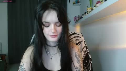 Sasha online show from November 2025 01:56:02 PM