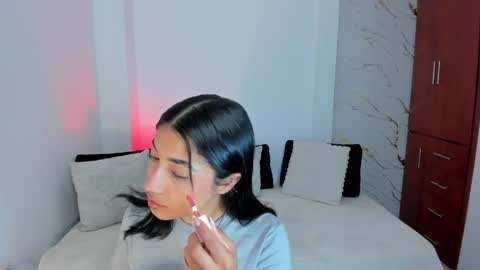 Snapshot of mila_rose1 chatting on June 2026 04:57:01 AM martina online show from June 2026 04:57:01 AM