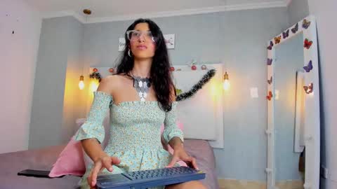          online show from December 2024 01:57:02 AM