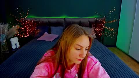 Snapshot of milaaddam chatting on November 2025 07:18:01 AM Milla online show from November 2025 07:18:01 AM