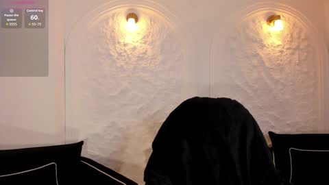 Mila online show from October 2025 02:12:02 AM