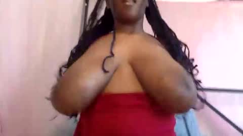 Snapshot of miladreama chatting on December 2025 06:27:01 PM Miladreama online show from December 2025 06:27:01 PM