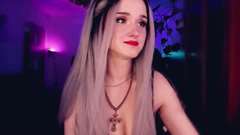 MiladyJolie online show from October 2025 07:19:02 AM