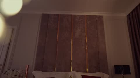 Snapshot of miladystarlight chatting on March 2026 05:17:01 PM online show from March 2026 05:17:01 PM