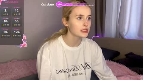 Snapshot of milaelin chatting on March 2026 09:37:01 AM Mila online show from March 2026 09:37:01 AM