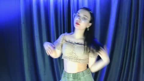 milaholeen66 online show from June 2026 06:32:02 PM