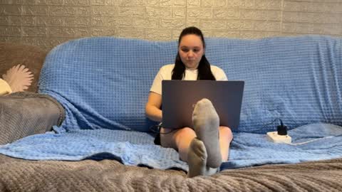 milamisss online show from April 2026 01:16:02 PM