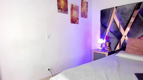 Snapshot of milan_ebony chatting on July 2026 12:11:02 PM Milan online show from July 2026 12:11:02 PM