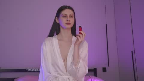 Milana   online show from December 2024 12:01:01 PM