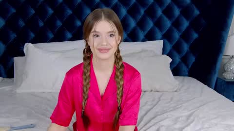 MilanaBalmain online show from February 2025 07:40:02 AM